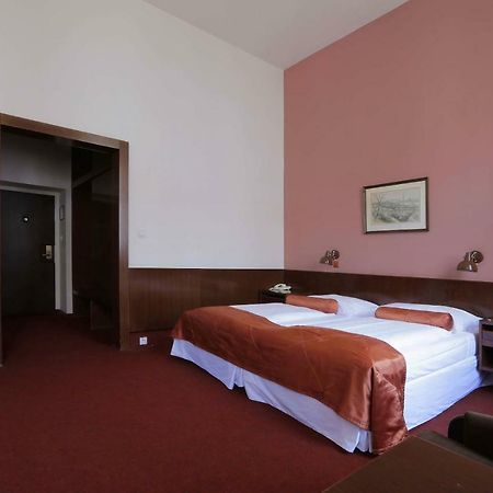 Hotel Slavia Brno Buitenkant foto