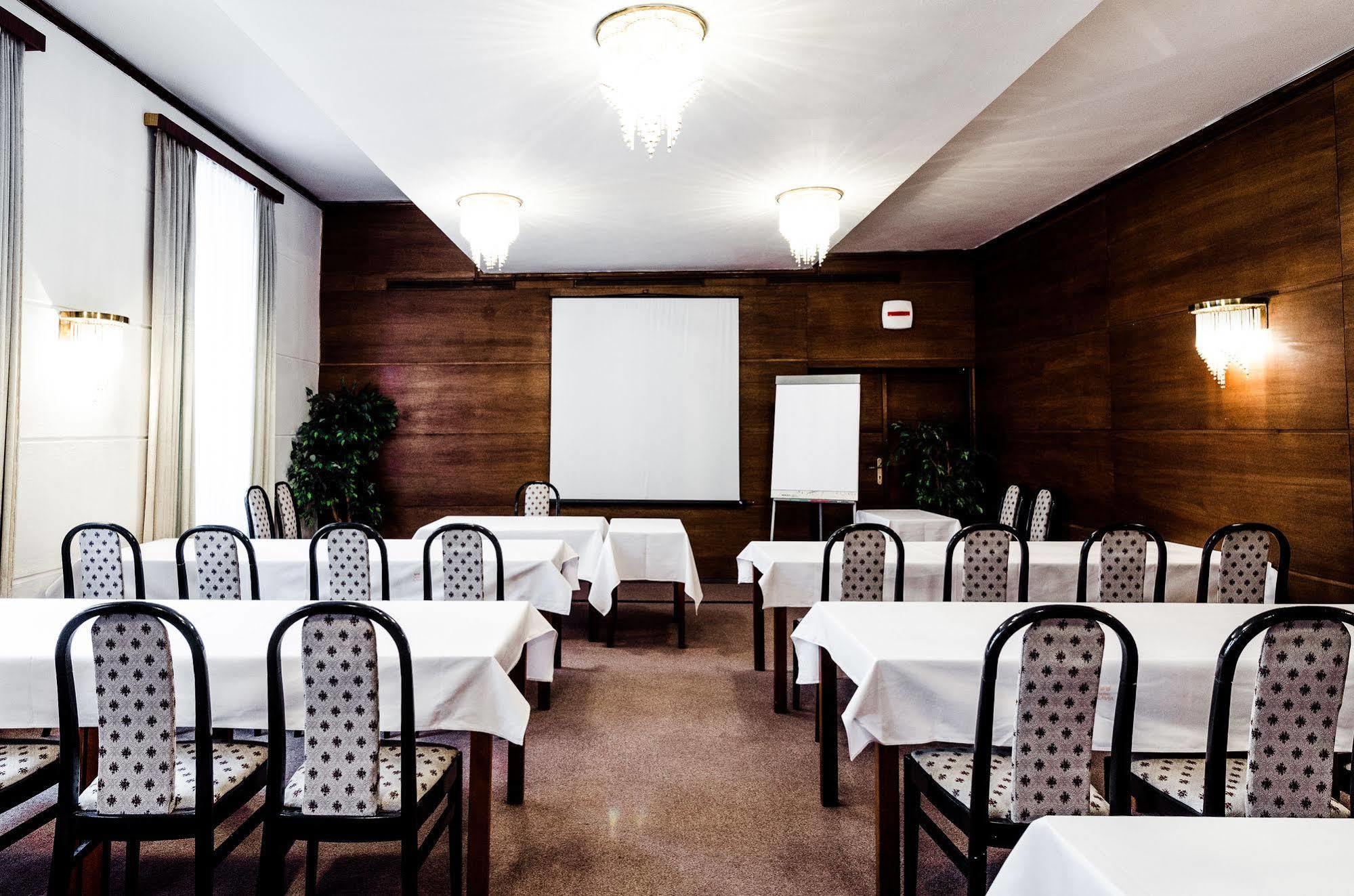 Hotel Slavia Brno Buitenkant foto