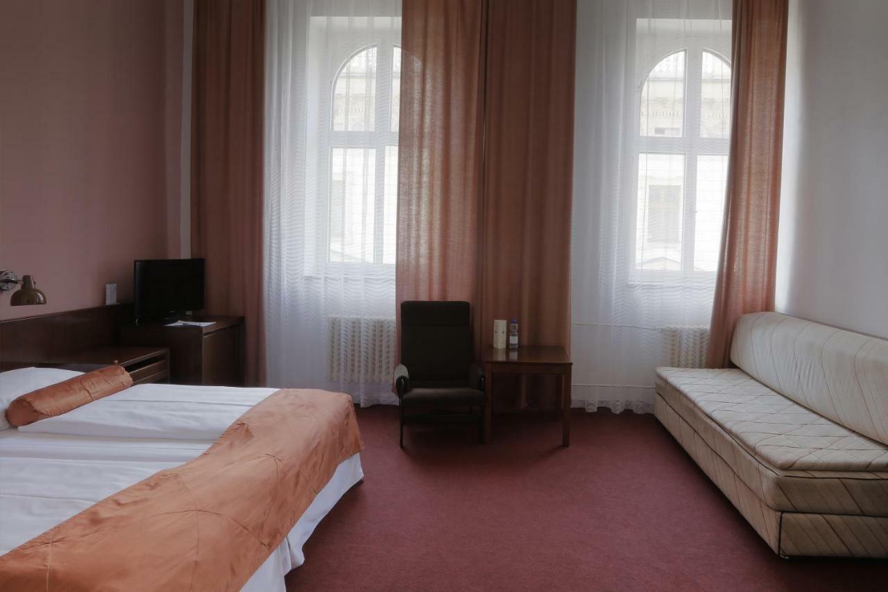 Hotel Slavia Brno Buitenkant foto