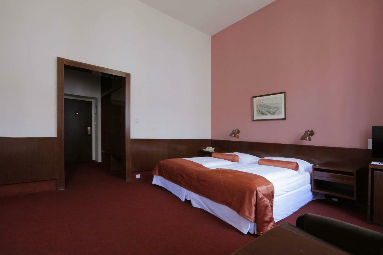 Hotel Slavia Brno Buitenkant foto
